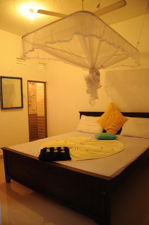 Thenu Rest Guest House 갈레 객실 사진